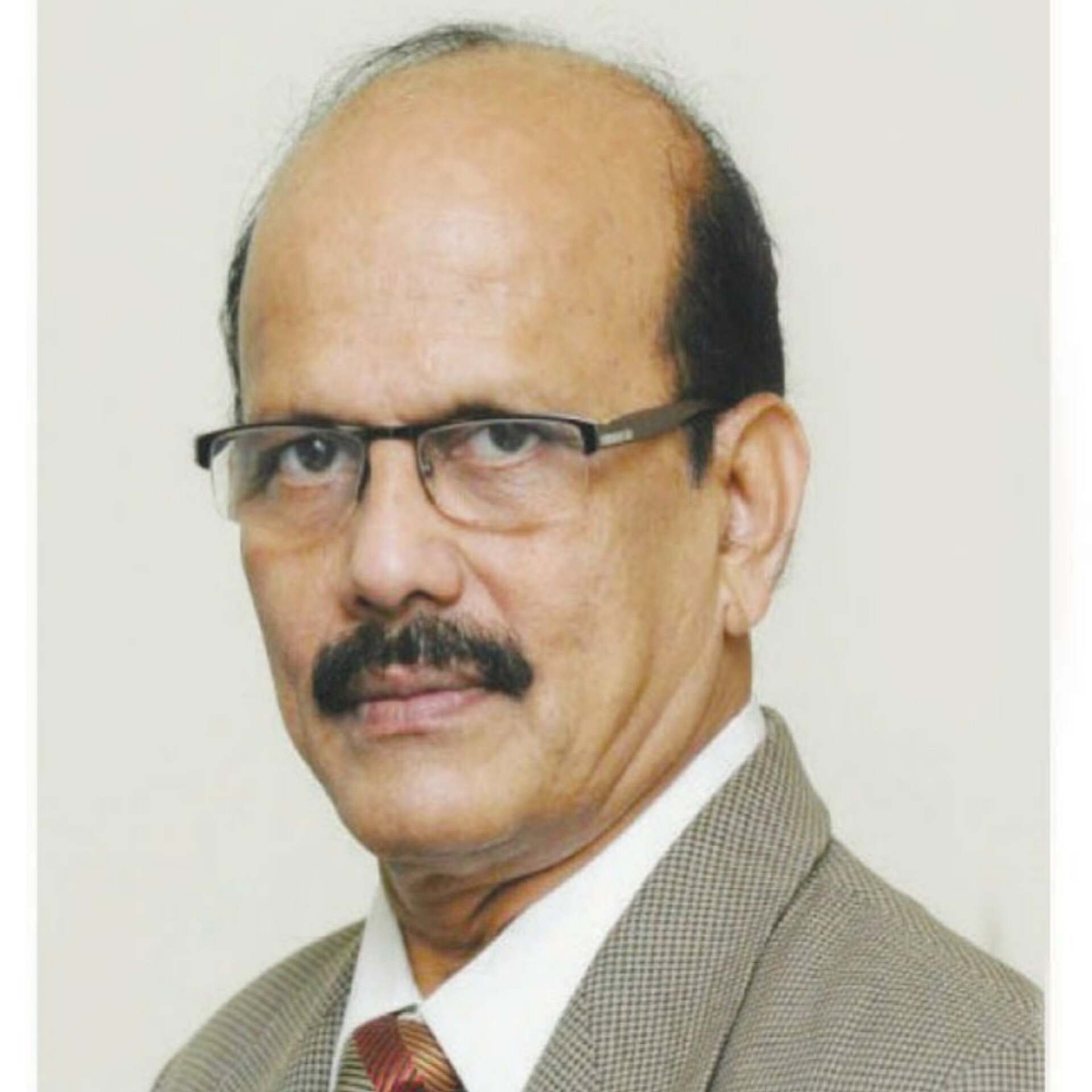 Dr R. S. Neelakandan
